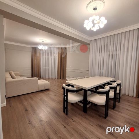 İcarəyə verilir 3 otaqlı yeni tikili 144 m²