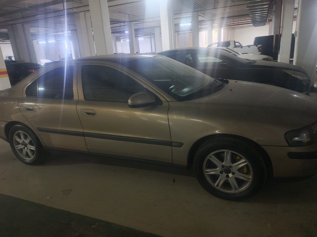 Volvo S60, 2.4 L, 2001 il, 329 535 km — Avtomobillər, Bakı (4)