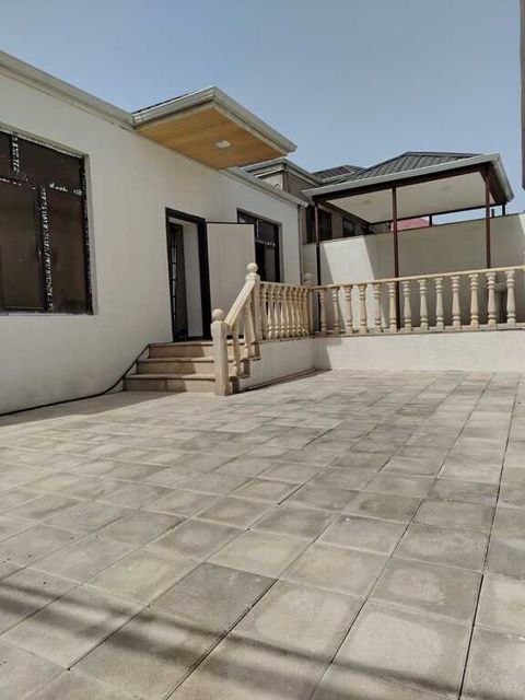 Satılır 3 otaqlı həyət evi/bağ evi 100 m² — Bakı