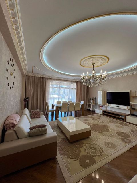 Satılır 3 otaqlı yeni tikili 152 m² — Bakı