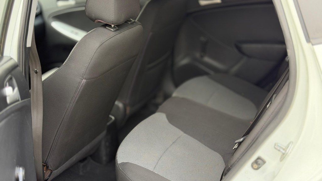 Hyundai Accent, 1.4 L, 2012 il, 180 000 km — Avtomobillər, Gəncə (12)