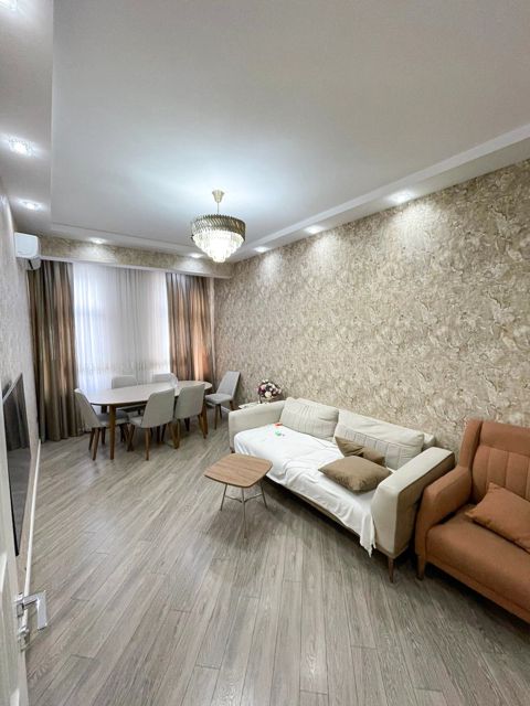 Satılır 3 otaqlı yeni tikili 90 m² — Bakı