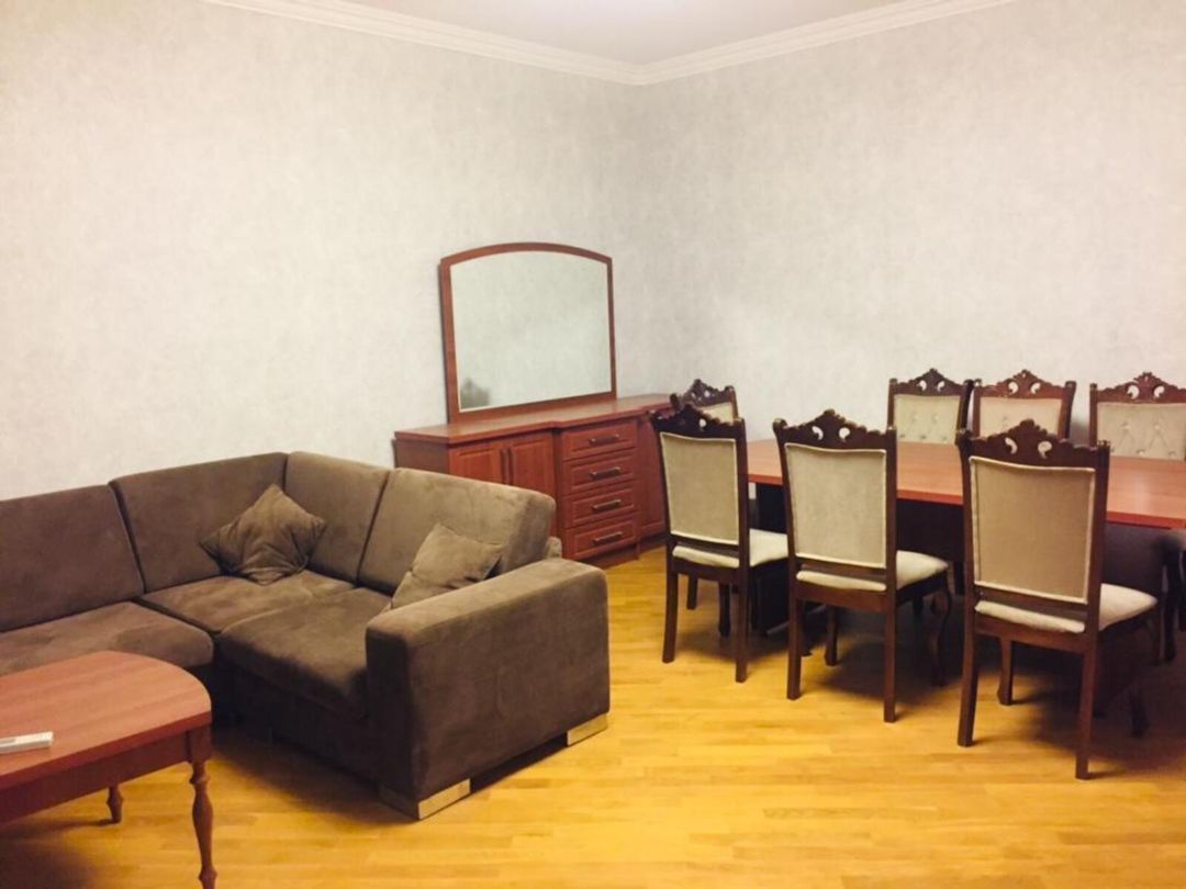 İcarəyə verilir 3 otaqlı yeni tikili 100 m² — Mənzil, Bakı
