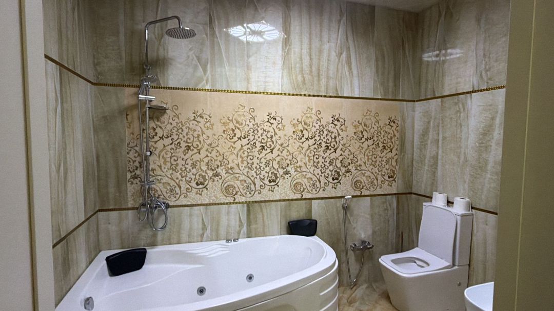 İcarəyə verilir 3 otaqlı yeni tikili 110 m² — Mənzil, Bakı (11)