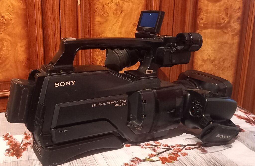 Sony yarı-peşəkar çiyin tipli videokamera 1000 — Elektronika, Bakı (5)