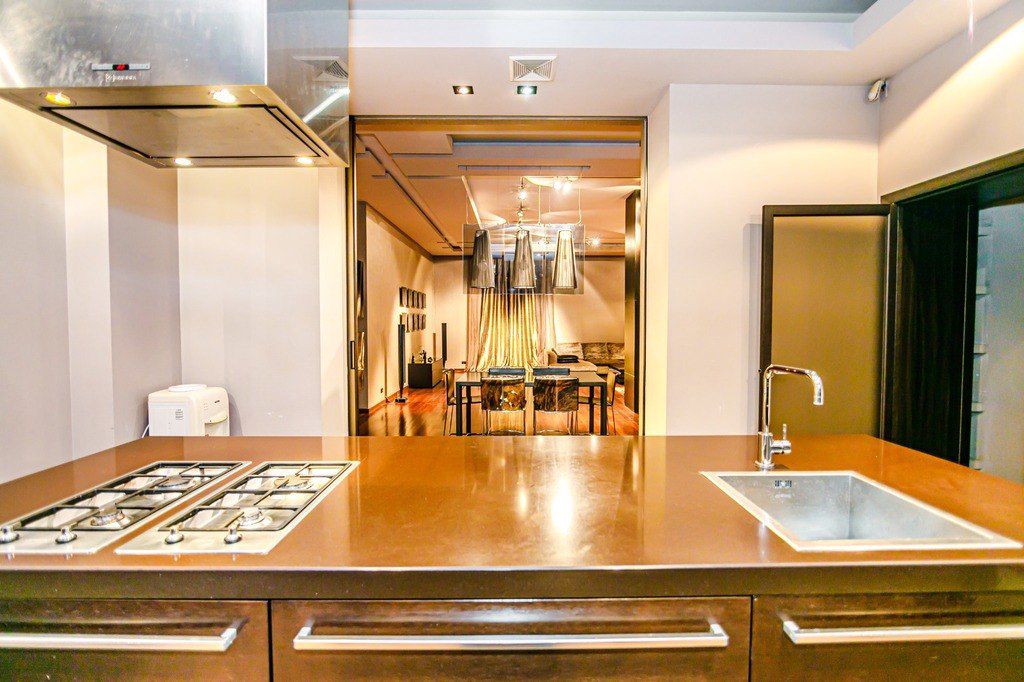 İcarəyə verilir 4 otaqlı köhnə tikili 350 m² — Mənzil, Bakı (10)