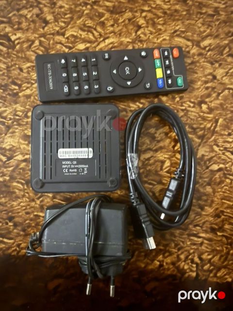 Iptv/tv Box seti Komplekt: - Iptv/tv Box (Model: Q5; giriş — Bakı
