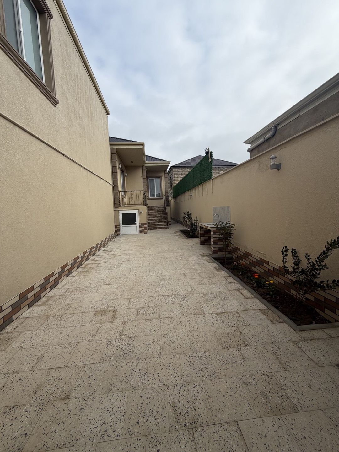 Satılır 4 otaqlı həyət evi/bağ evi 85 m² — Ev, villa, Bakı (2)
