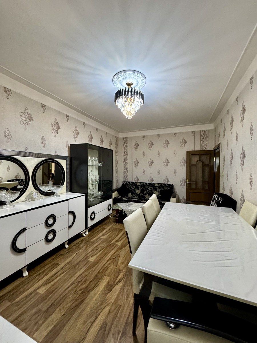 Satılır 4 otaqlı köhnə tikili 110 m² — Mənzil, Bakı (7)