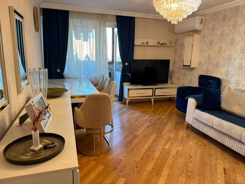 Satılır 3 otaqlı köhnə tikili 75 m² — Bakı