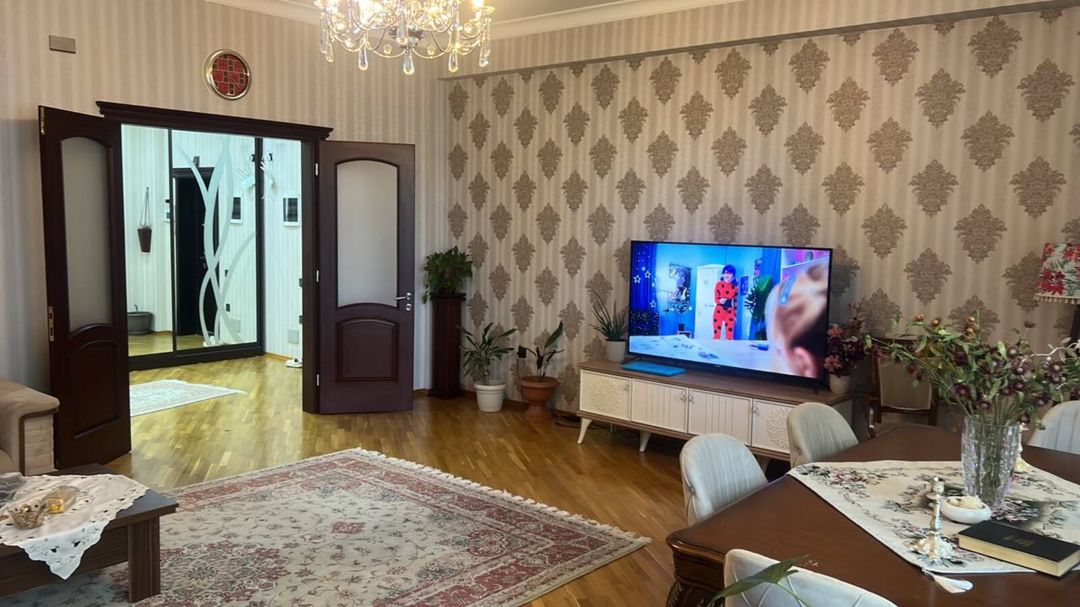 İcarəyə verilir 3 otaqlı yeni tikili 150 m² — Mənzil, Bakı (4)