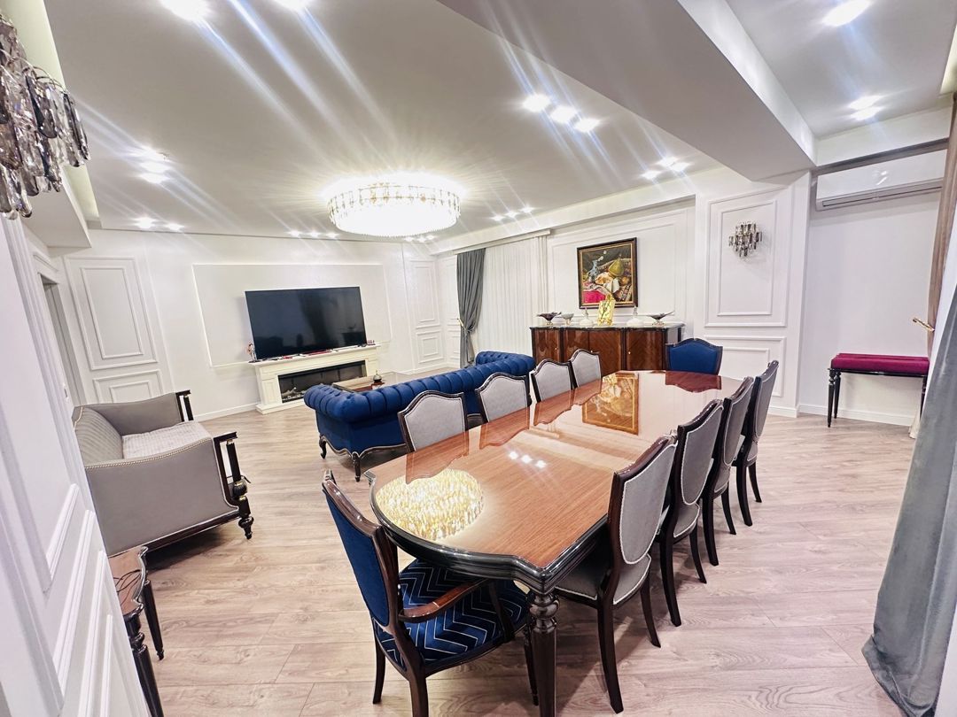 Satılır 4 otaqlı yeni tikili 210 m² — Mənzil, Bakı (8)