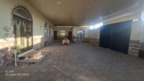 Satılır 4 otaqlı həyət evi/bağ evi 250 m² — Bakı