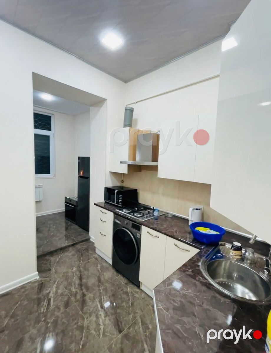 Satılır 2 otaqlı köhnə tikili 65 m² — Mənzil, Bakı (8)