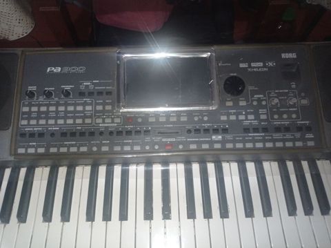 Korg Pa900 — 61 klavişli aranjor sintezator (Bartər şərti ilə) — Digah