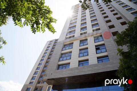 Satılır 4 otaqlı yeni tikili 196.9 m²