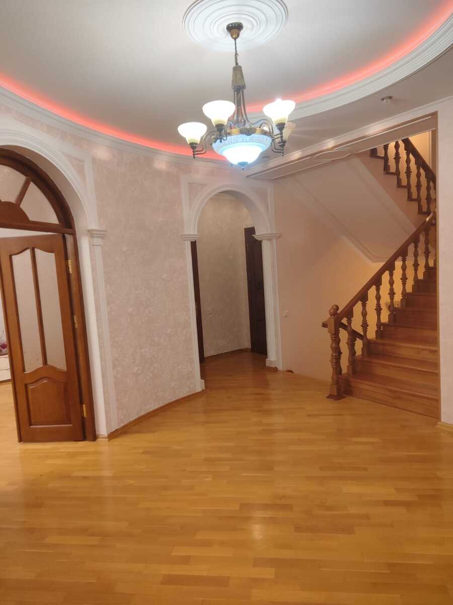Satılır 8 otaqlı həyət evi/bağ evi 550 m² — Ev, villa, Bakı (10)