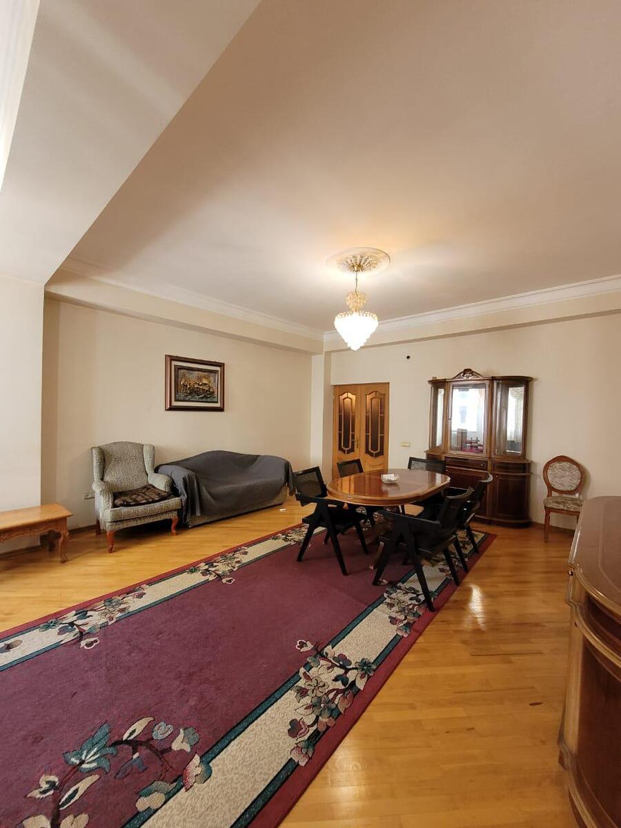 İcarəyə verilir 4 otaqlı yeni tikili 160 m² — Mənzil, Bakı (11)