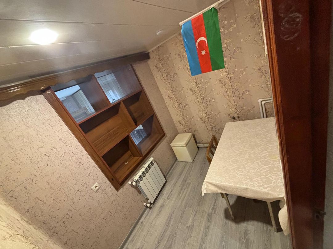 Satılır 2 otaqlı köhnə tikili 50 m² — Mənzil, Bakı (8)