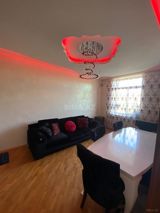 İcarəyə verilir 3 otaqlı köhnə tikili 100 m² — Babək Bəy — Mənzil
