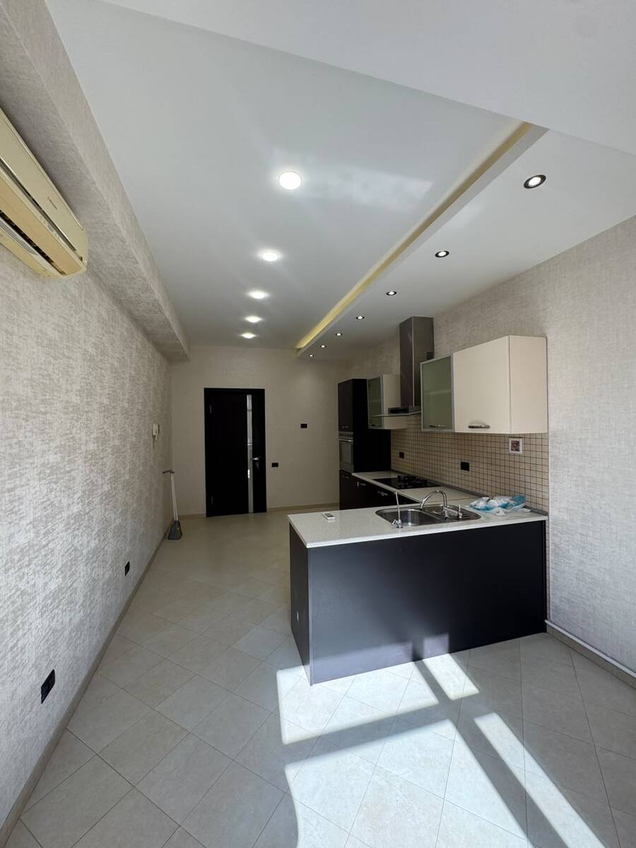 Satılır 4 otaqlı yeni tikili 245 m² — Mənzil, Bakı (12)