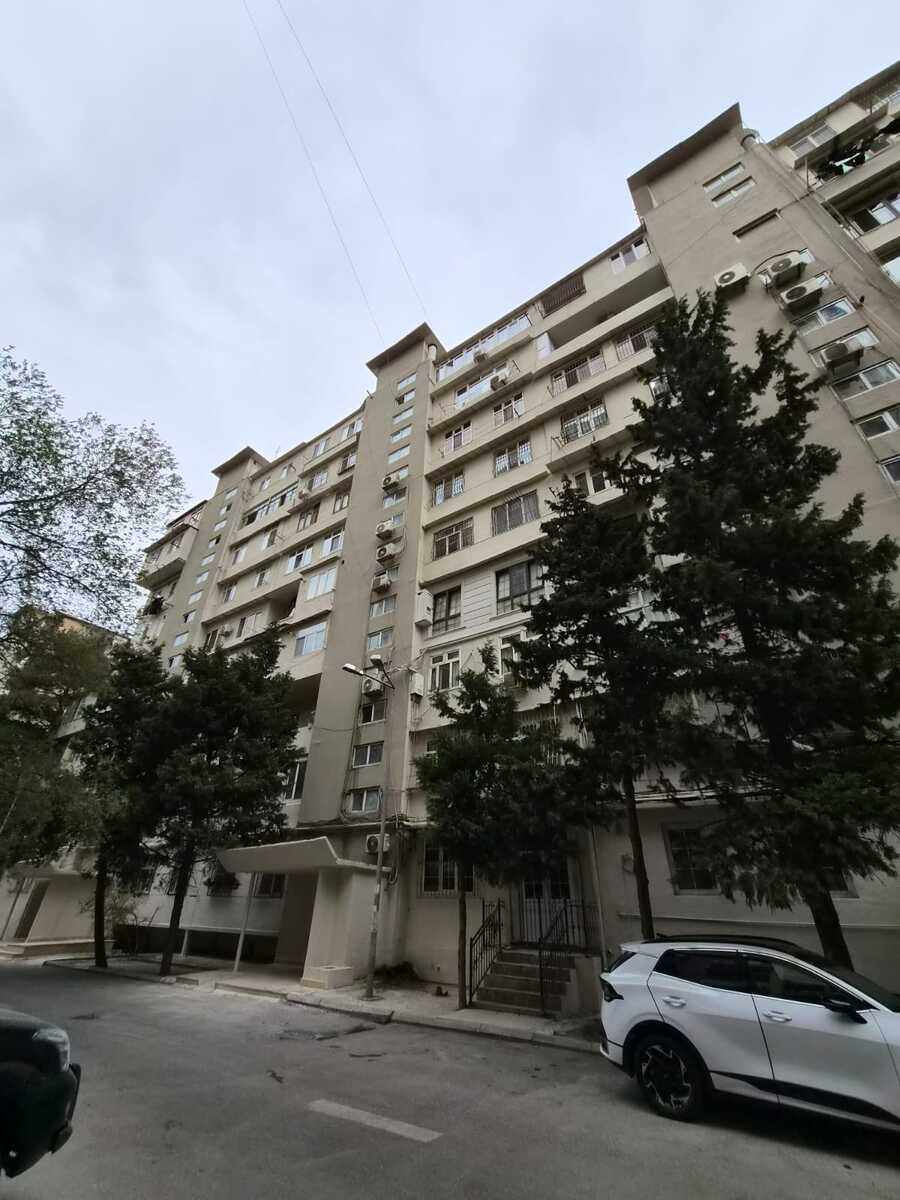 Satılır 4 otaqlı köhnə tikili 100 m² — Mənzil, Bakı (10)