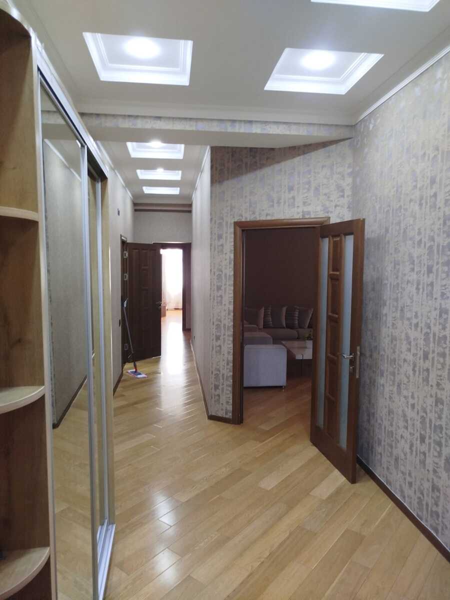 İcarəyə verilir 3 otaqlı yeni tikili 129 m² — Mənzil, Bakı (4)