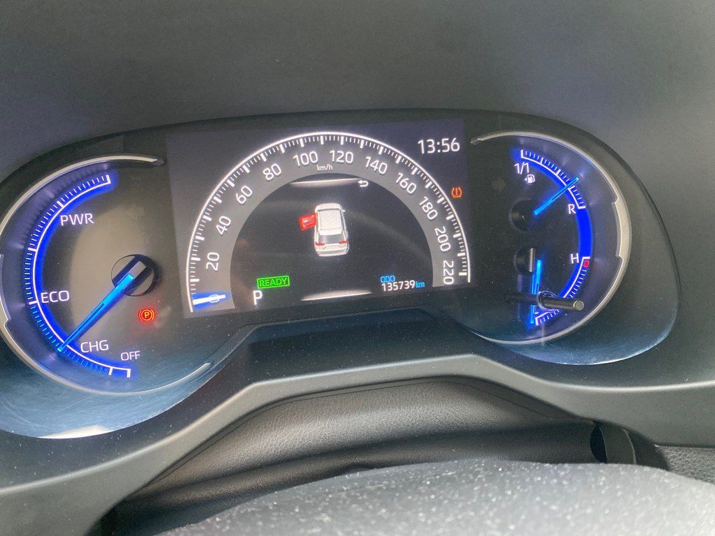 Toyota RAV4, 2.5 L, 18.1 kWh, 2019 il, 130 000 km — Avtomobillər, Bakı (9)