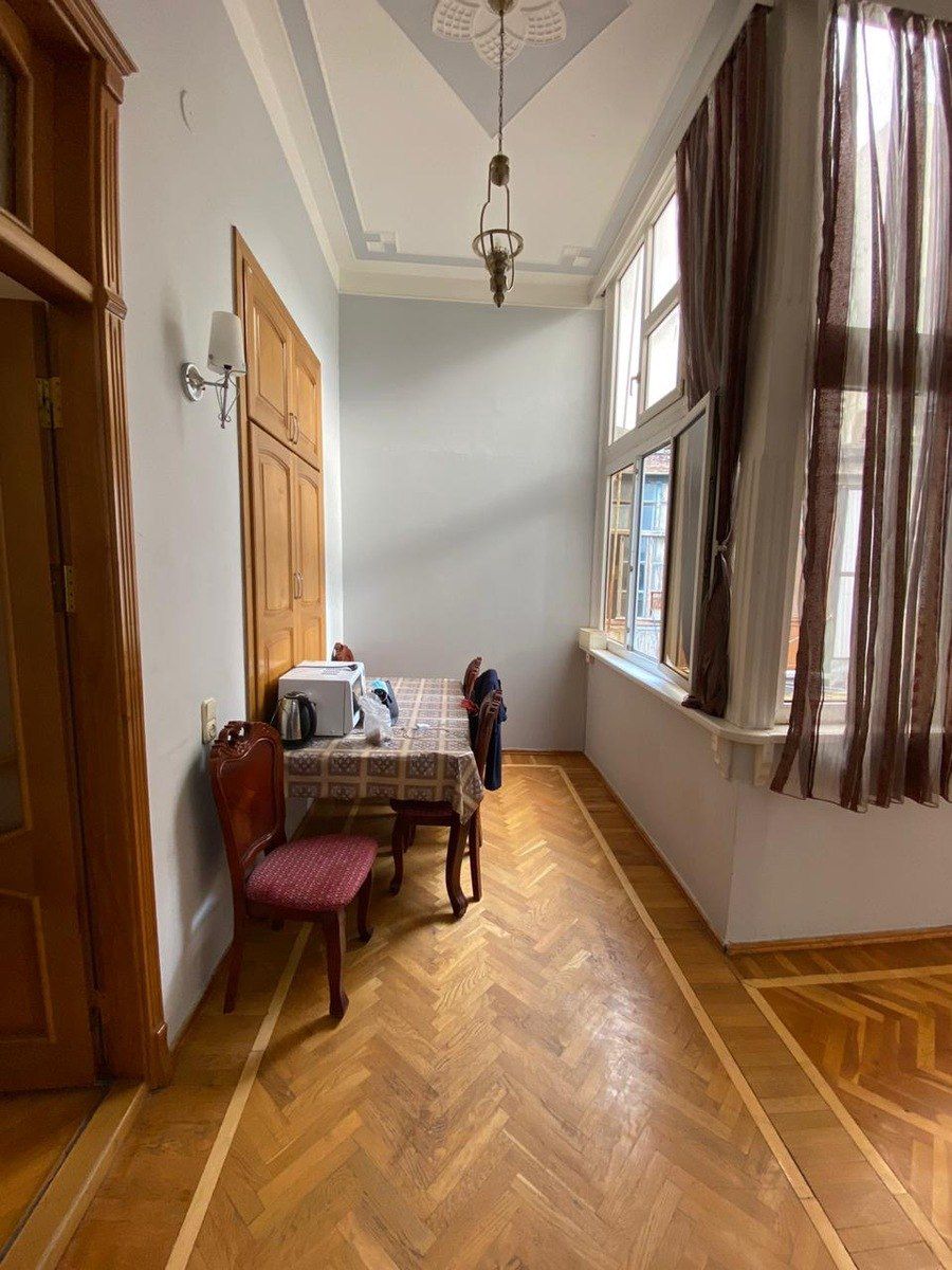 İcarəyə verilir 4 otaqlı köhnə tikili 165 m² — Mənzil, Bakı (6)
