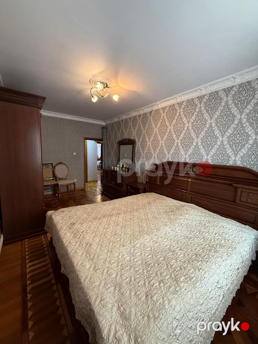 Satılır 5 otaqlı köhnə tikili 130 m² — Mənzil, Bakı (5)