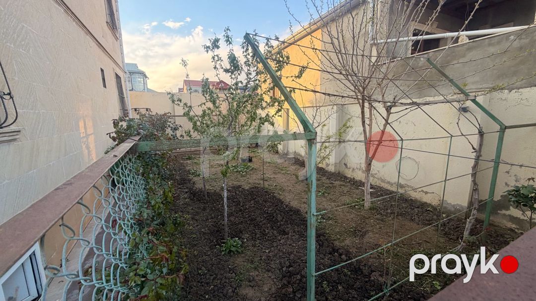 Satılır 10 otaqlı həyət evi/bağ evi 206 m² — Ev, villa, Bakı (6)