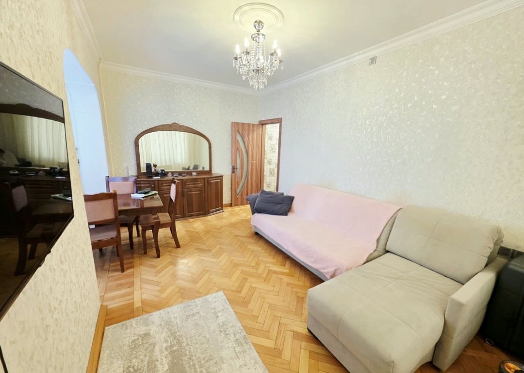 Satılır 2 otaqlı köhnə tikili 70 m² — Mənzil, Bakı (3)