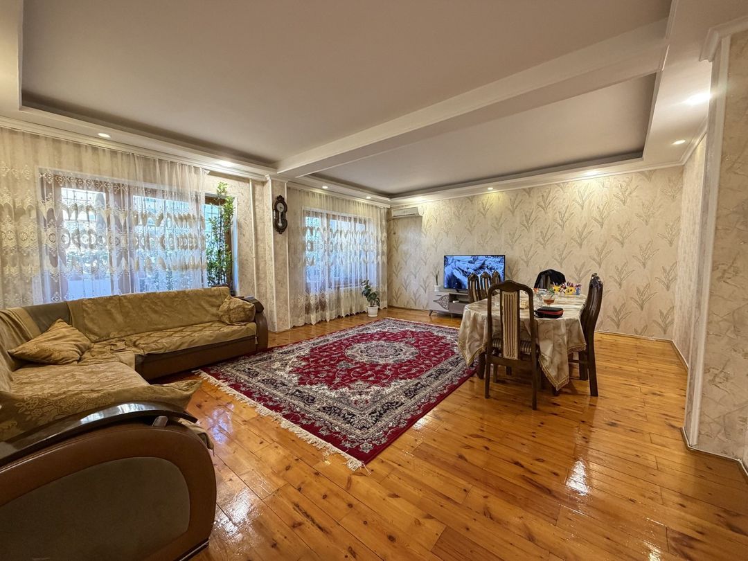 Satılır 5 otaqlı köhnə tikili 120 m² — Mənzil, Bakı (2)