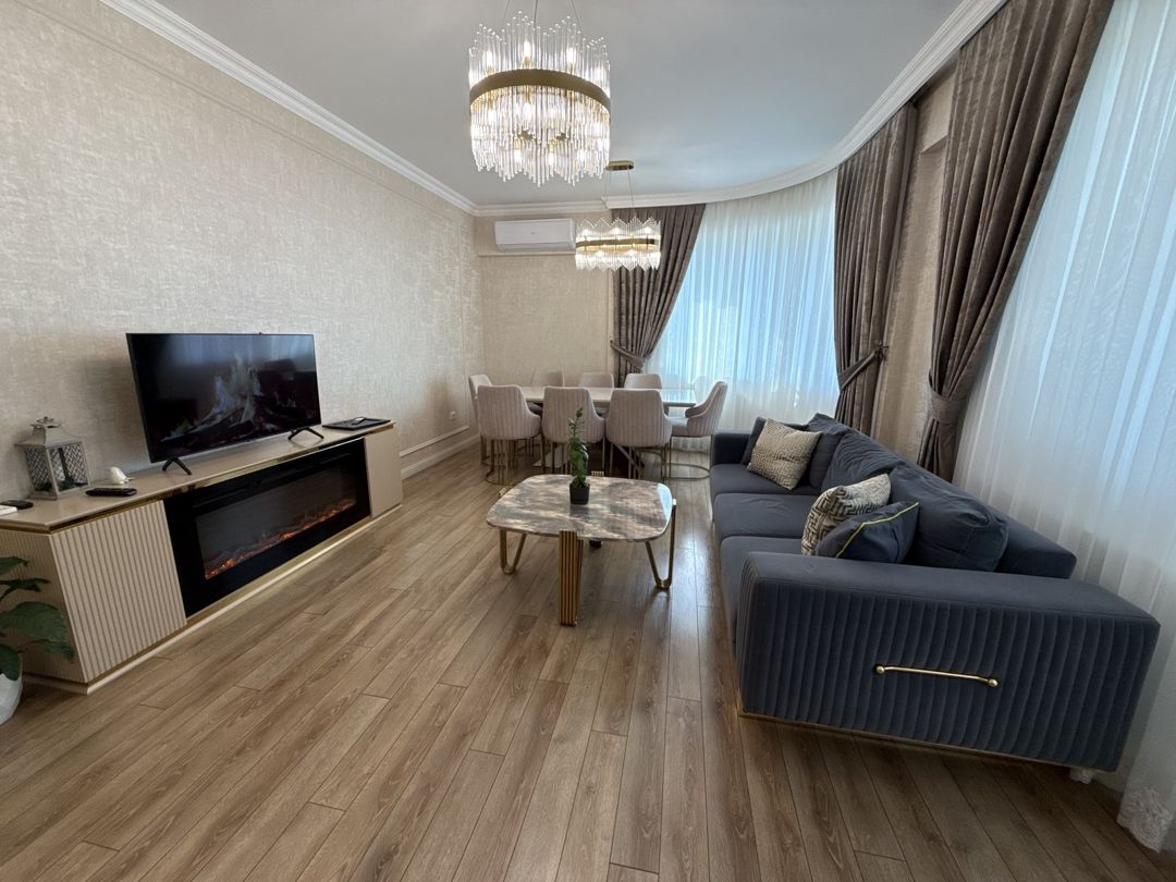 Satılır 4 otaqlı yeni tikili 165 m² — Mənzil, Bakı (5)