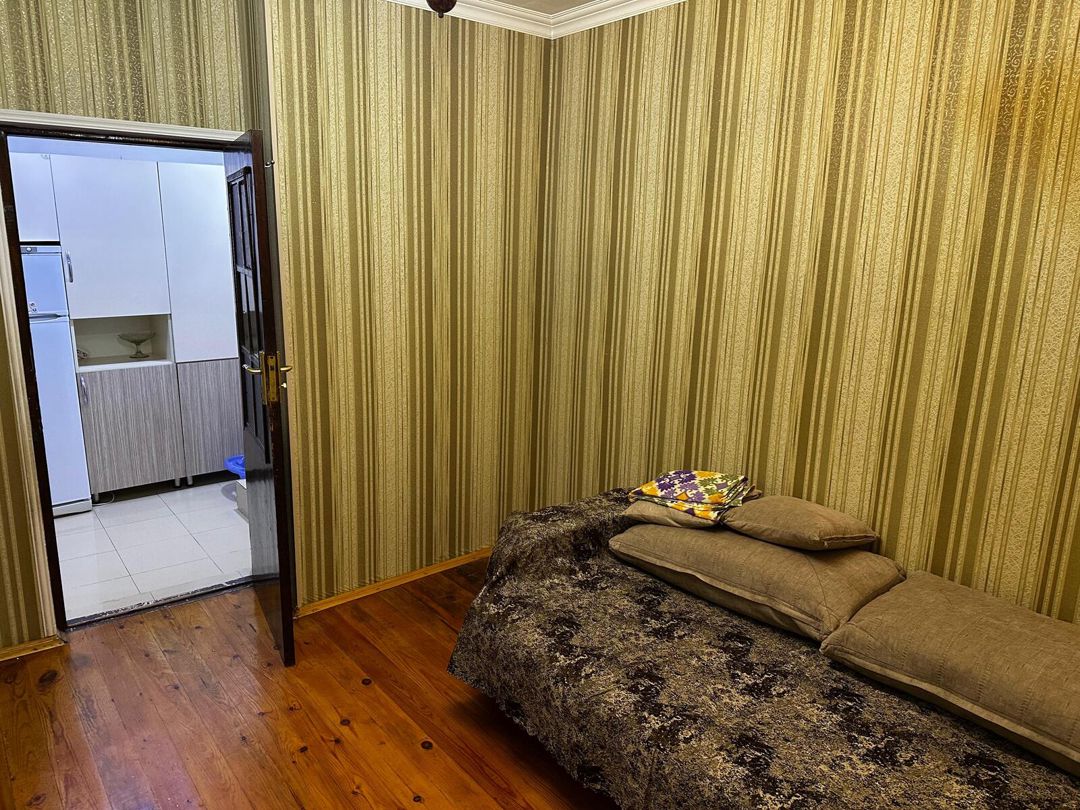 İcarəyə verilir 3 otaqlı köhnə tikili 120 m² — Mənzil, Bakı (5)