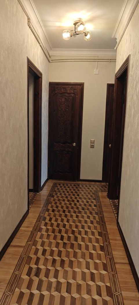 İcarəyə verilir 3 otaqlı köhnə tikili 82 m² — Bakı