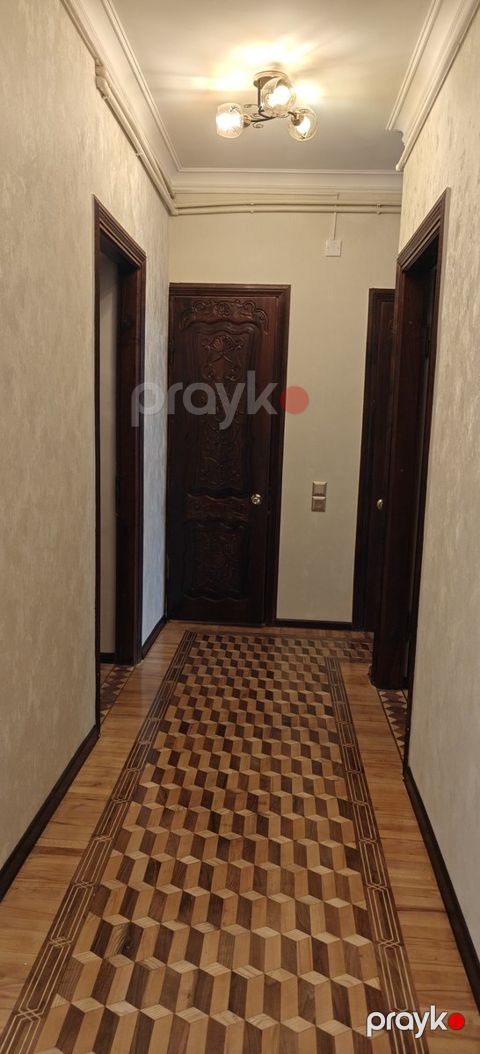 İcarəyə verilir 3 otaqlı köhnə tikili 82 m²