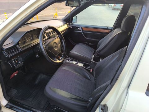 Mercedes-Benz E 250: 2.5 l 1994 il Sedan — Bakı