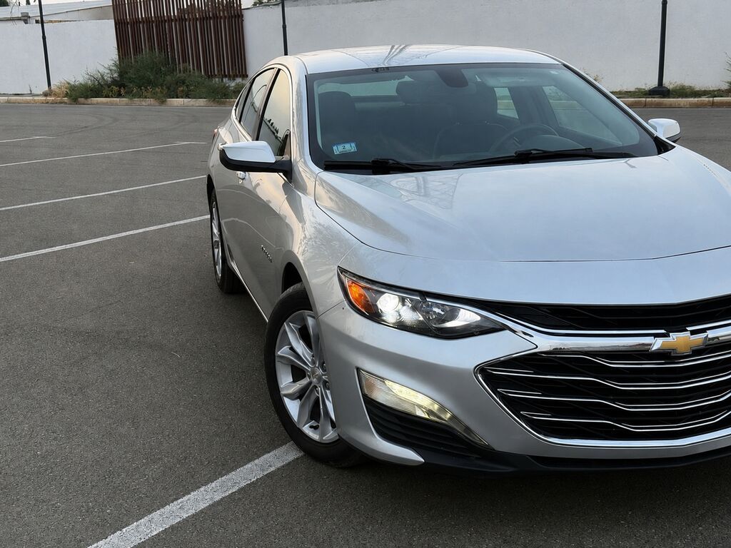 Chevrolet Malibu – gümüş rəngli, geniş və komfortlu sedan — Avto, Gəncə (9)