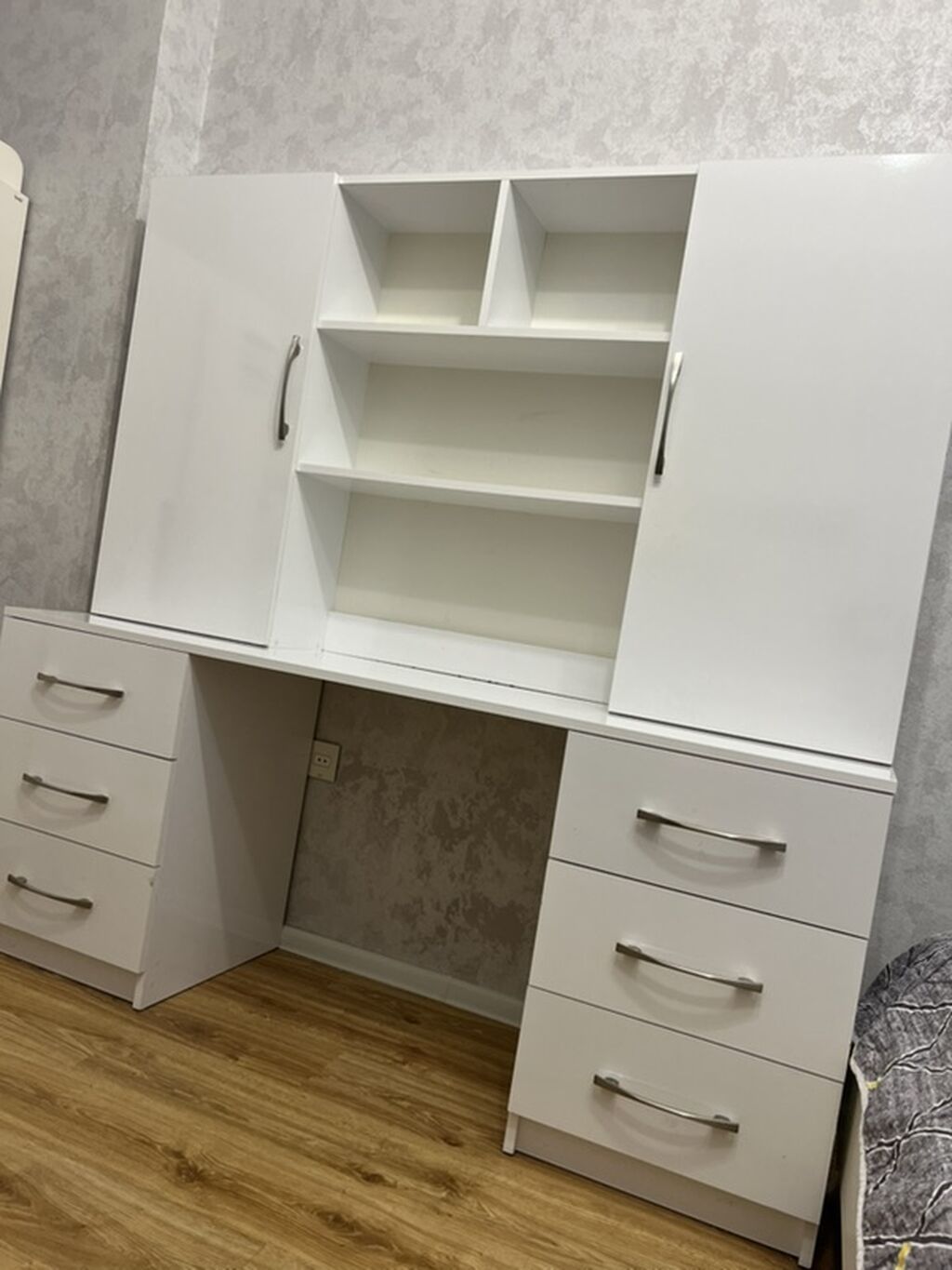 Ağ rəngli modul iş masası və üst dolab komplekti 2 ədəd - Geniş iş — Mebel, Bakı (3)