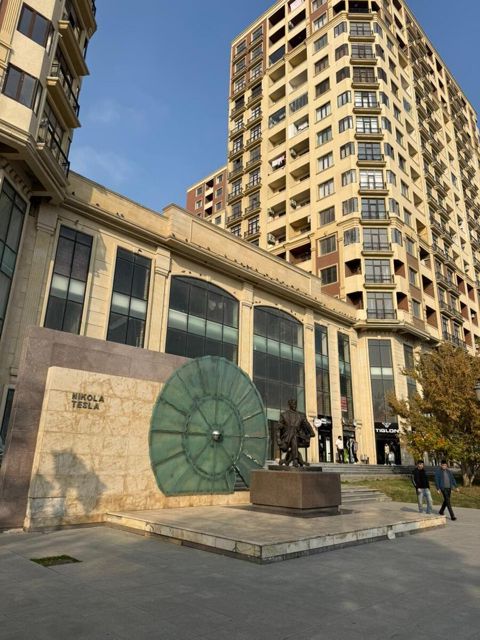 Satılır 3 otaqlı yeni tikili 100 m² — Bakı