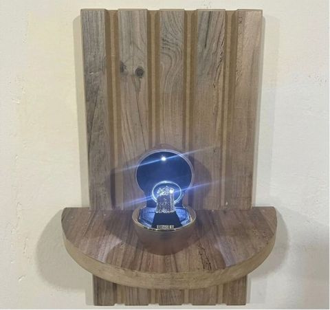 LED işıqlı zərgərlik qutusu - Dairəvi formalı, parlaq metal effektli — Bakı