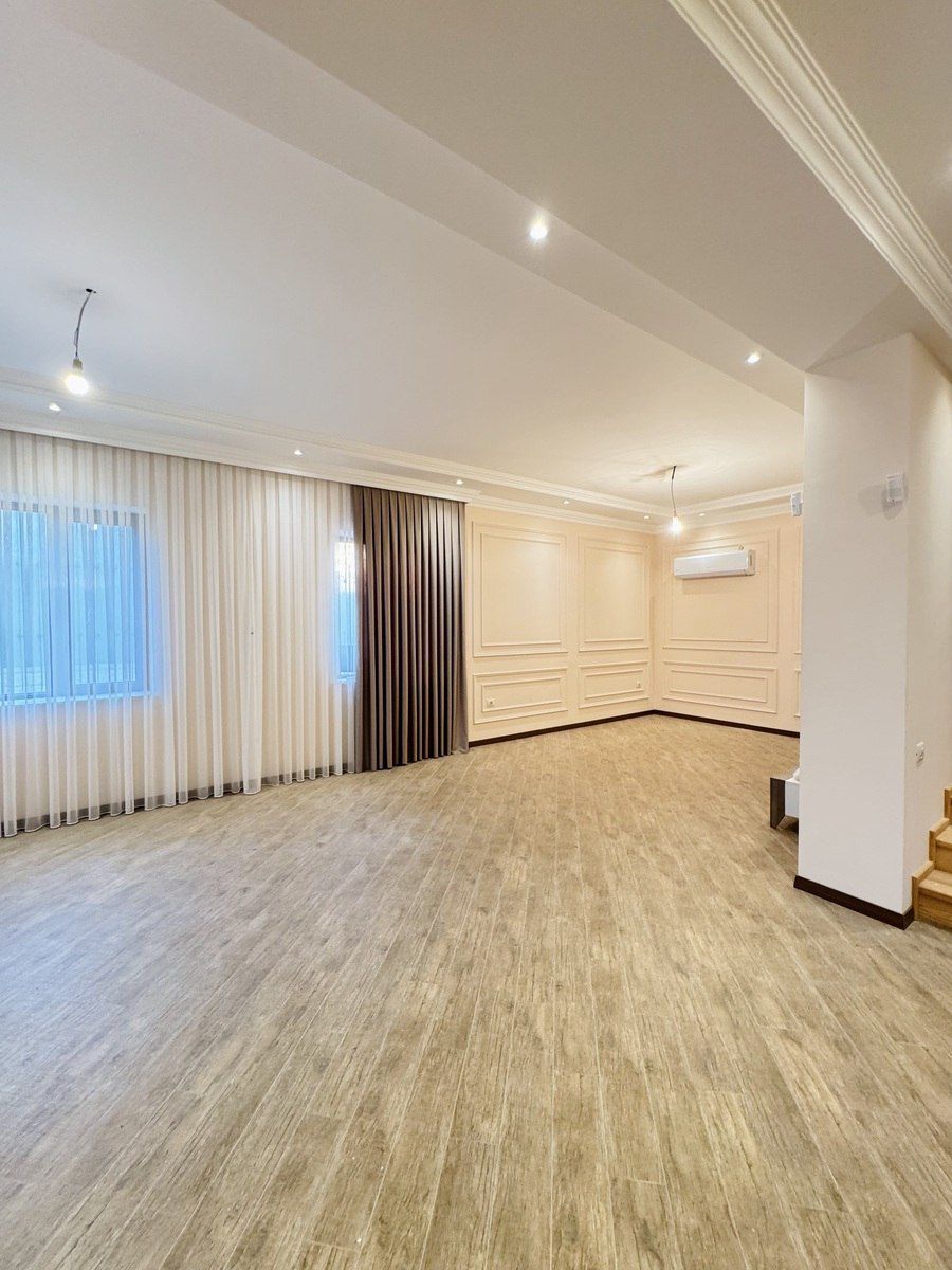 Satılır 5 otaqlı həyət evi/bağ evi 300 m² — Ev, villa, Bakı (10)