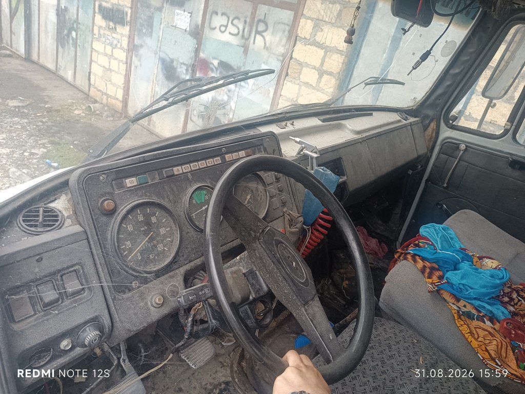 ZIL 5301, 8.0 L, 2000 il, 33 170 km — Yük maşınları, Şəki (6)
