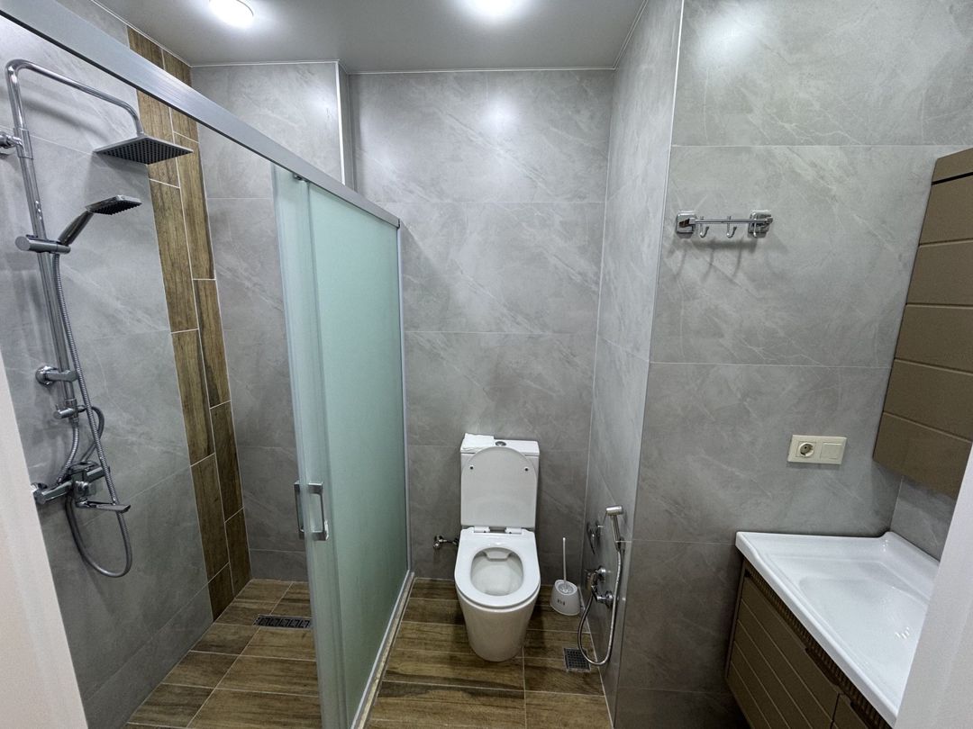 İcarəyə verilir 3 otaqlı yeni tikili 110 m² — Mənzil, Bakı (10)