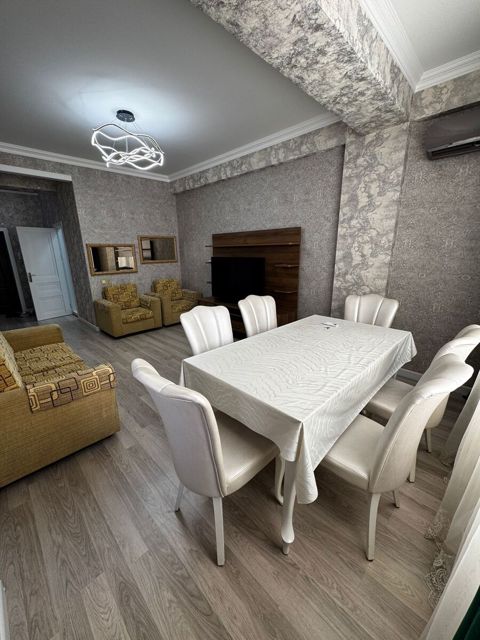 İcarəyə verilir 2 otaqlı yeni tikili 75 m² — Bakı