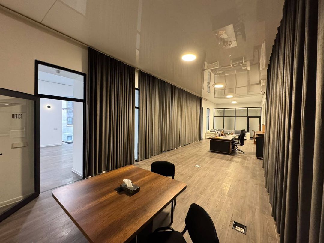 Satılır obyekt 250 m² — Əmlak, Bakı