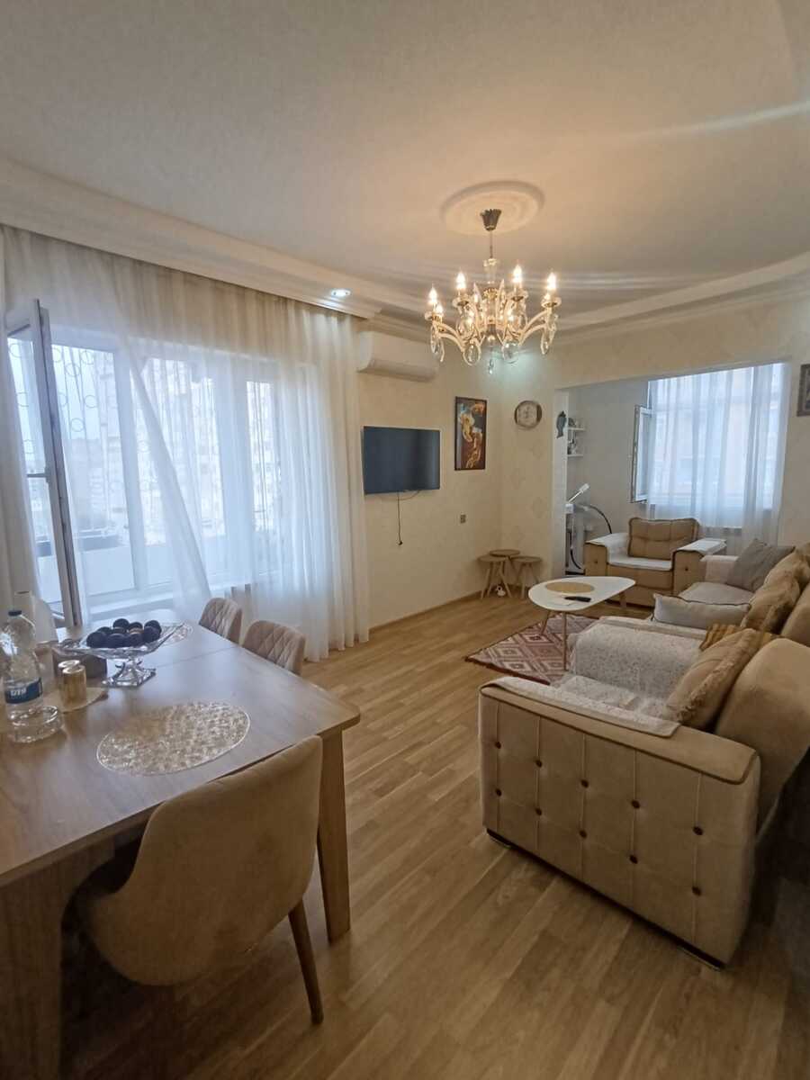 Satılır 3 otaqlı köhnə tikili 65 m² — Mənzil, Bakı (2)