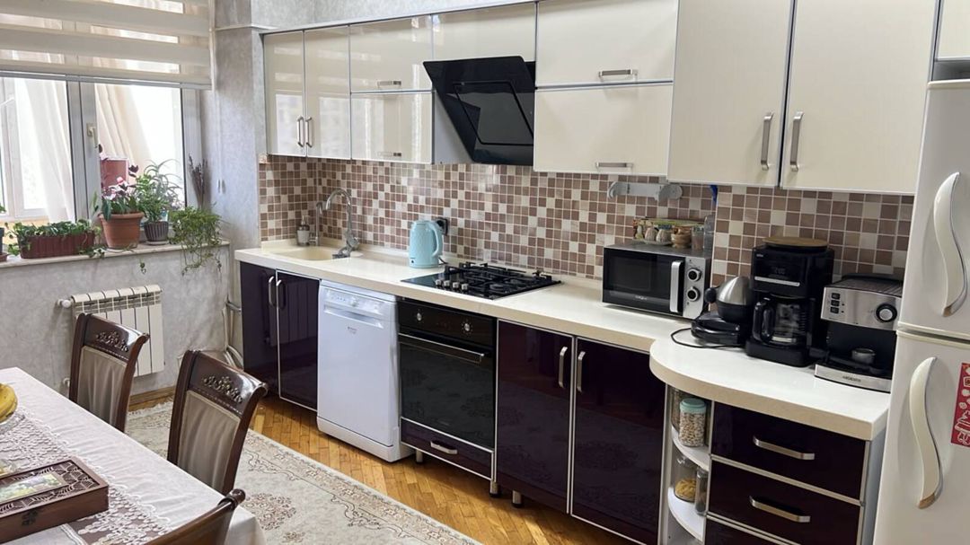 İcarəyə verilir 2 otaqlı yeni tikili 150 m² — Mənzil, Bakı (8)