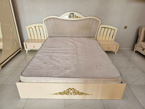 *Taxt satılır* Qıymet 210 - azn *Catdırlma Pulsuz* 2 eded — Saray